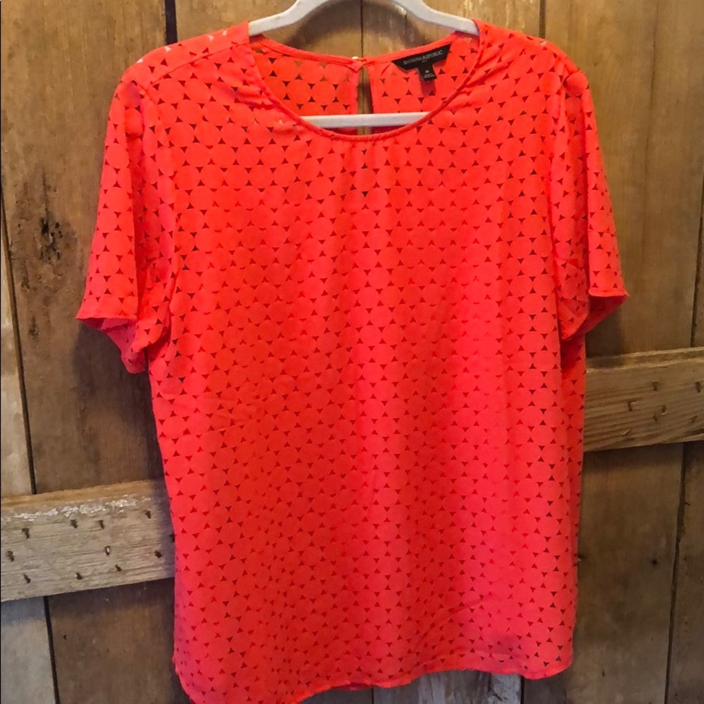 Gorgeous Banana Republic ladies blouse. - Picture 1 of 4
